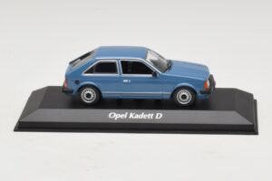 Opel Kadett D Μπλε Maxichamps 1:43 940044100 Μέταλλο