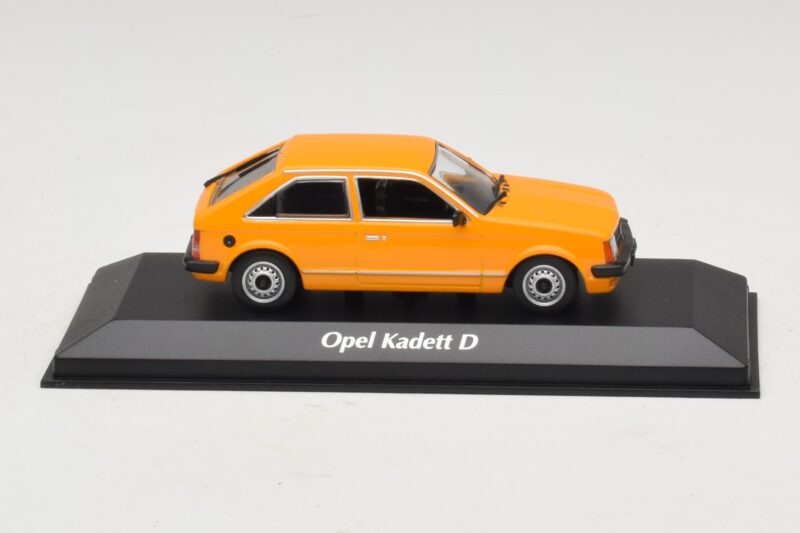 Opel Kadett D Πορτοκαλί Maxichamps 1:43 940044101 Μέταλλο