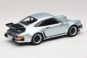 Porsche 911 930 Turbo 3.3 Ασημί KK-Scale 1:18 KKDC181444 Μέταλλο - εικόνα 2 από 6