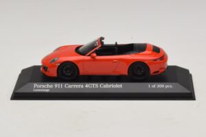 Porsche 911 991.1 Carrera 4 GTS Καμπριολέ Πορτοκαλί Minichamps 1:43 410067331 Μέταλλο