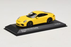Porsche 911 991.2 GT3 Touring Κίτρινο Minichamps 1:43 410067421 Μέταλλο - εικόνα 2 από 5