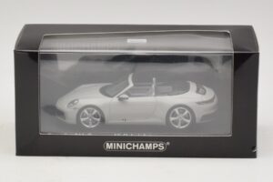 Porsche 911 992 Carrera 4S Καμπριολέ Γκρι Minichamps 1:43 410069331 Μέταλλο - εικόνα 5 από 5