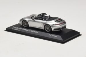 Porsche 911 992 Carrera 4S Καμπριολέ Ασημί Minichamps 1:43 410069330 Μέταλλο - εικόνα 3 από 5