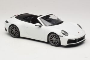 Porsche 911 992 Carrera 4S Καμπριολέ Λευκό Minichamps 1:18 155067330 Μέταλλο - εικόνα 4 από 6