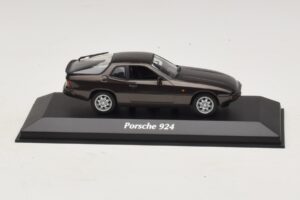Porsche 924 Καφέ Μεταλλικό Maxichamps 1:43 940062121 Μέταλλο