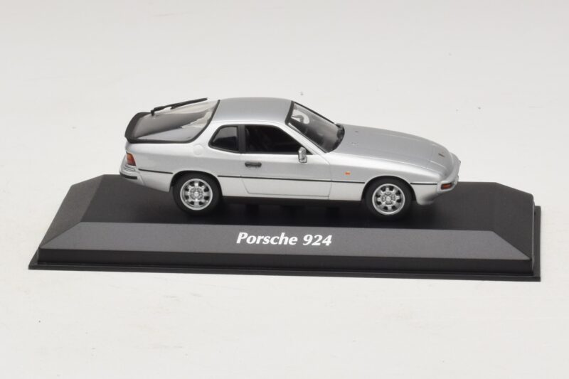 Porsche 924 Ασημί Maxichamps 1:43 940062120 Μέταλλο