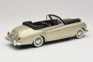 Rolls-Royce Silver Cloud II Ασημί Solido 1:18 8006 Μέταλλο - εικόνα 2 από 6