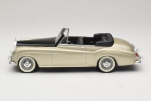 Rolls-Royce Silver Cloud II Ασημί Solido 1:18 8006 Μέταλλο - εικόνα 3 από 6