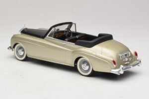 Rolls-Royce Silver Cloud II Ασημί Solido 1:18 8006 Μέταλλο - εικόνα 5 από 6