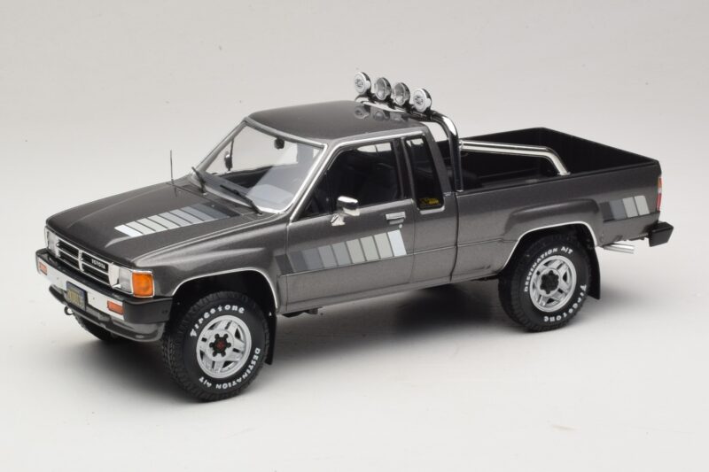 Toyota Hilux N50 Xtra Cab 4x4 Γκρι Μεταλλικό KK-Scale 1:18 KKDC181563 Μέταλλο