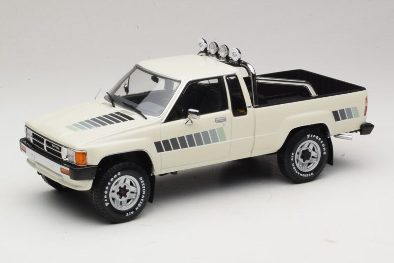 Toyota Hilux N50 Xtra Cab 4x4 Λευκό KK-Scale 1:18 KKDC181564 Μέταλλο