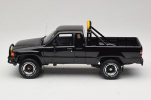 Toyota Hilux N60 SR5 Back to the Future II Γυαλιστερό Μαύρο Otto 1:18 OT481 Ρητίνη - εικόνα 3 από 6