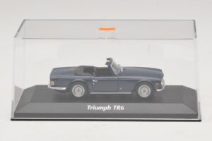 Triumph TR6 Σκούρο Μπλε Maxichamps 1:43 940132570 Μέταλλο - εικόνα 4 από 5