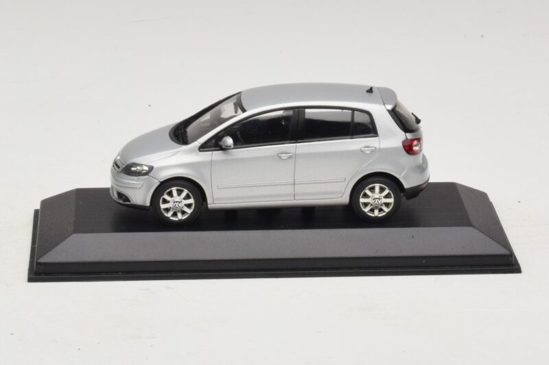 Volkswagen Golf Plus Mk5 Ασημί Κουτί Αντικατάστασης Minichamps 1:43 400054370-R1 Μέταλλο