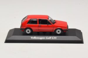 Volkswagen Golf GTI Mk2 Κόκκινο Maxichamps 1:43 940054121 Μέταλλο
