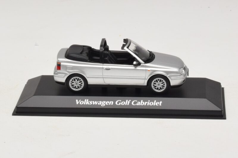 Volkswagen Golf Mk4 Καμπριολέ Ασημί Maxichamps 1:43 940058331 Μέταλλο