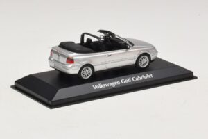 Volkswagen Golf Mk4 Καμπριολέ Ασημί Maxichamps 1:43 940058331 Μέταλλο - εικόνα 2 από 5