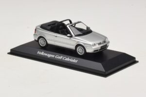 Volkswagen Golf Mk4 Καμπριολέ Ασημί Maxichamps 1:43 940058331 Μέταλλο - εικόνα 3 από 5