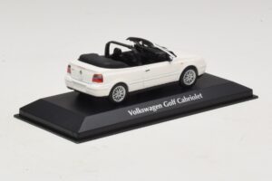 Volkswagen Golf Mk4 Καμπριολέ Λευκό Maxichamps 1:43 940058330 Μέταλλο - εικόνα 2 από 5