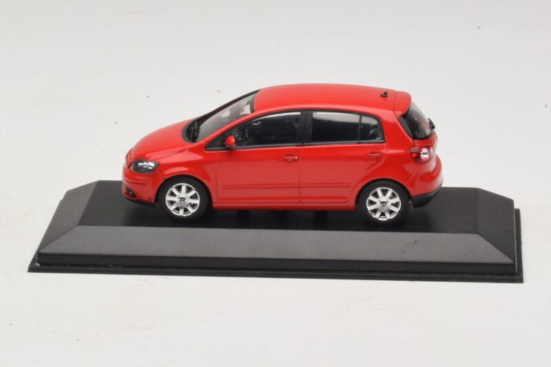 Volkswagen Golf Plus Mk5 Tornado Red Κουτί Αντικατάστασης Minichamps 1:43 821911110-R1 Μέταλλο