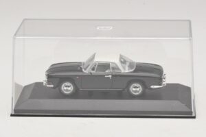 Volkswagen Karmann Ghia Μαύρο με λευκή οροφή Minichamps 1:43 430050224 Μέταλλο - εικόνα 4 από 5