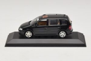 Volkswagen Touran 1T Μαύρο Minichamps 1:43 TOURAN005 Μέταλλο