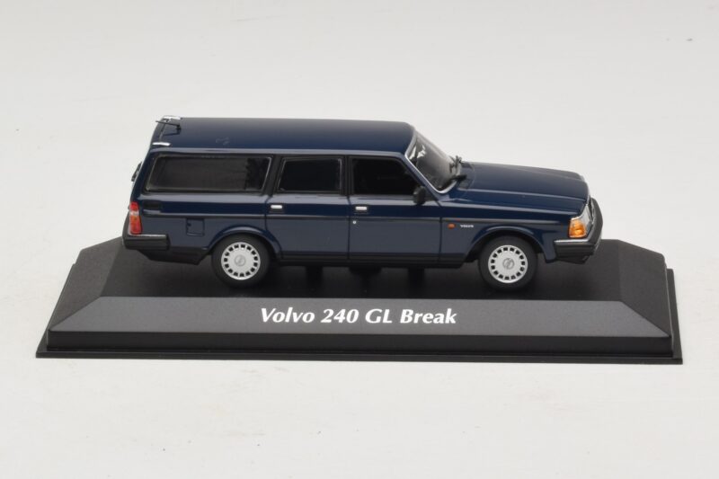 Volvo 240 GL Στέισον Βάγκον Σκούρο Μπλε Maxichamps 1:43 940171412 Μέταλλο